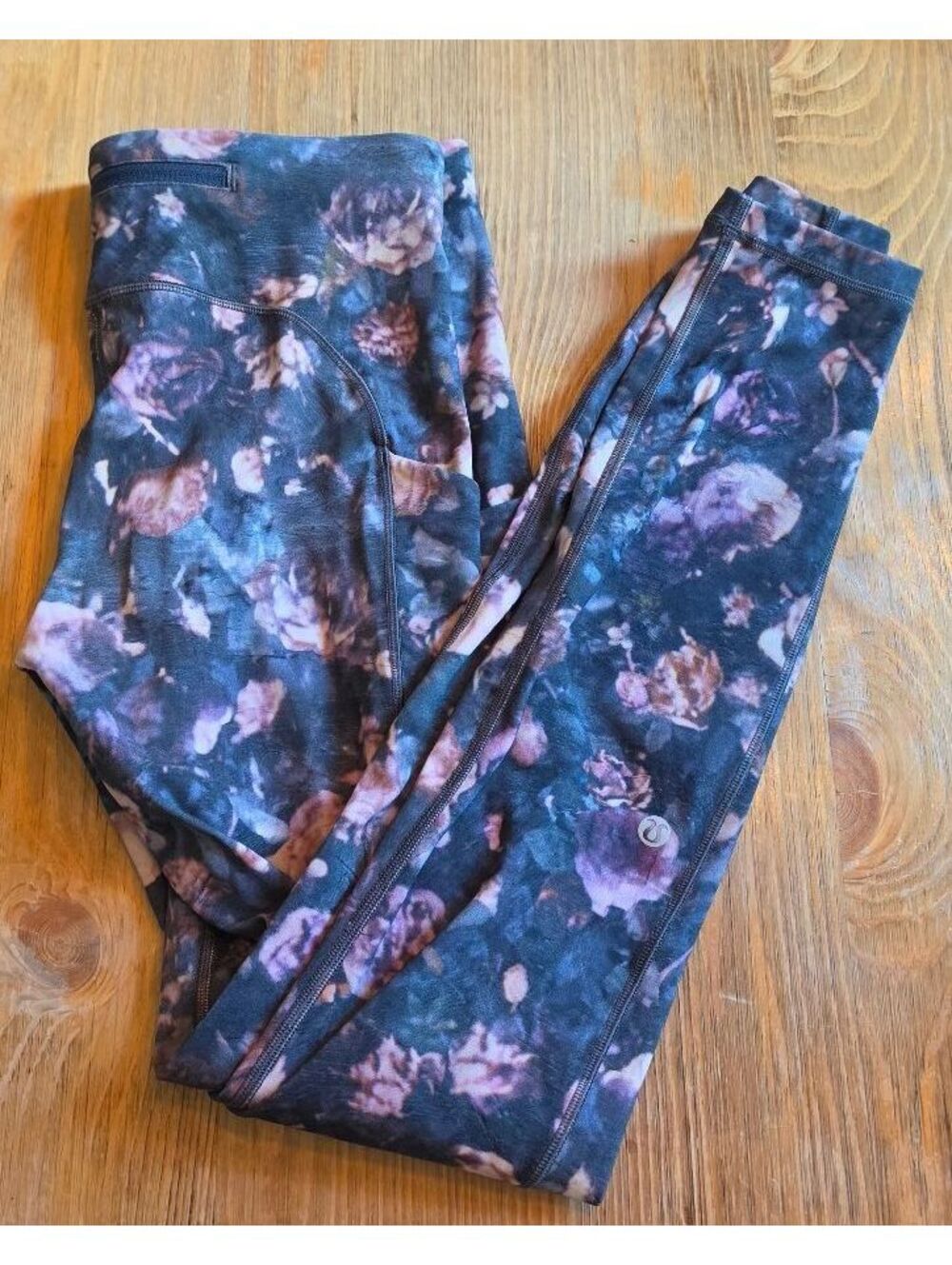 Lululemon If You’re Lucky Crop Leggings Size 6 Moody Mirage Floral